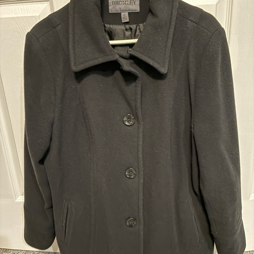 BRCALEY Women's Classic Black Pea Coat